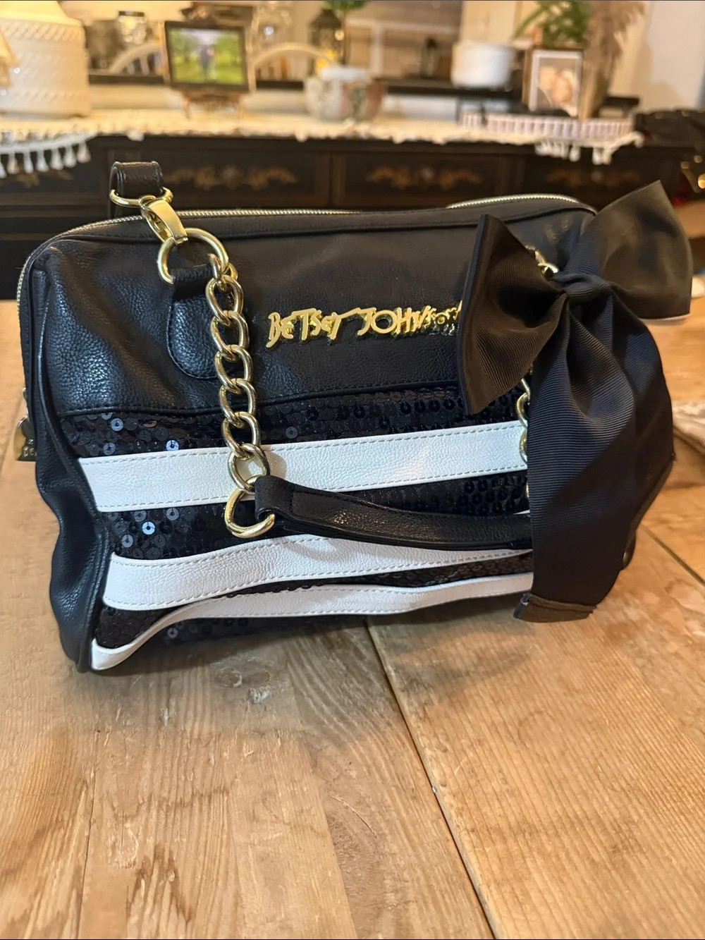 Betsey Johnson chic betsey